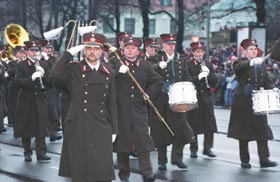 1803.JPG (24438 bytes)