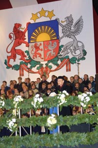 VIKE6.JPG (31648 bytes)