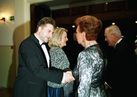 VIKE10.JPG (20836 bytes)