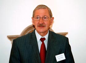 ENDZINS.JPG (15852 bytes)