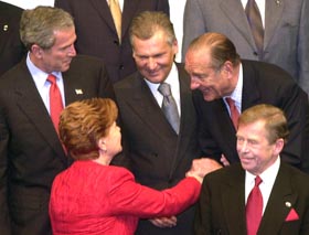 NATO22.JPG (22727 bytes)