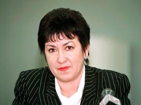 STAKE.JPG (17645 bytes)