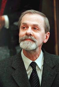 OSIS.JPG (19534 bytes)