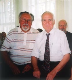 TIMSANS1.JPG (21146 bytes)