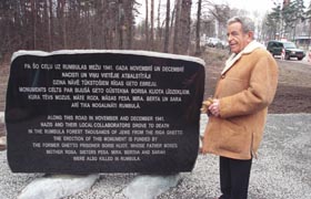 R06.JPG (24702 bytes)