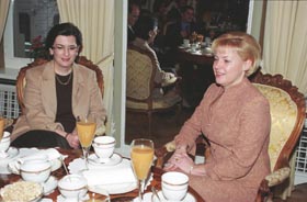 GR2.JPG (23561 bytes)