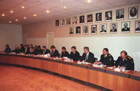 D04.JPG (21538 bytes)