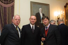 DIP14.JPG (17745 bytes)