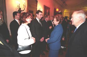 UZ5.JPG (18950 bytes)