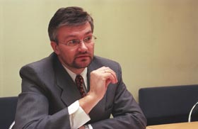 BASTIKS1.JPG (15346 bytes)