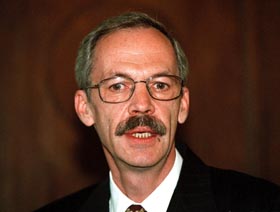 LACIS.JPG (12215 bytes)