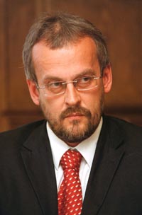 ZILE.JPG (17562 bytes)