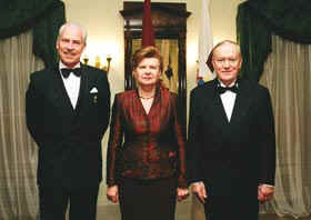 24VMALTASO.JPG (42345 bytes)