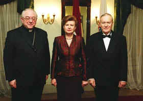 35VSVETAKRESLA.JPG (40438 bytes)