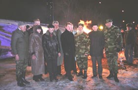 B2.JPG (19798 bytes)