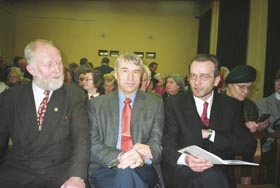 B15.JPG (19255 bytes)