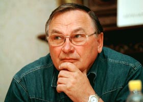 CEPANIS.JPG (19231 bytes)