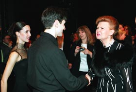 OPERA09.JPG (19427 bytes)