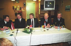 K01.JPG (21578 bytes)