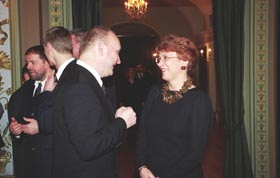 P02.JPG (17383 bytes)