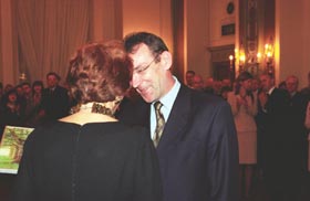 P10.JPG (16285 bytes)