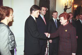 P3.JPG (19512 bytes)