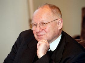 STRADINS.JPG (15527 bytes)