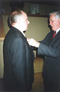 CALITIS2.JPG (15815 bytes)