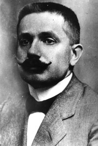 G02.JPG (17370 bytes)