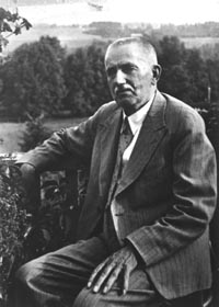 G10.JPG (17081 bytes)