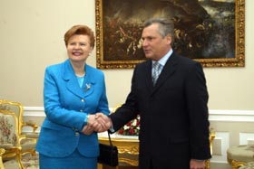 VVF1.JPG (20877 bytes)