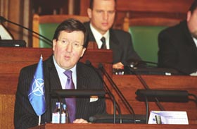 S09.JPG (20622 bytes)