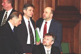 S14.JPG (19455 bytes)