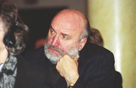 GODMANIS.JPG (15677 bytes)