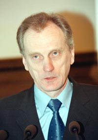 TRALMAKS.JPG (17124 bytes)