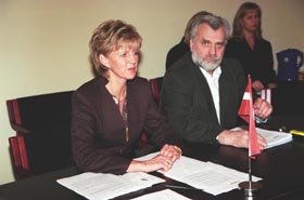 FR5.JPG (18839 bytes)