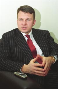 SLESERS5.JPG (18820 bytes)