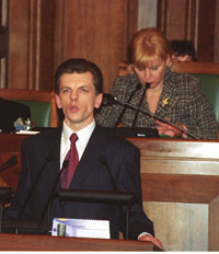 REPSE.JPG (18305 bytes)