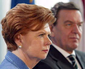 V1.JPG (22448 bytes)