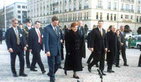 VACIJA1.JPG (28373 bytes)