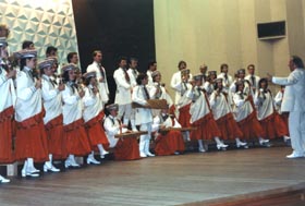 S05.JPG (19964 bytes)