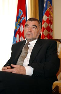 HORVATS1.JPG (19774 bytes)