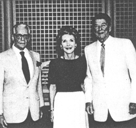 REIGANI.JPG (37746 bytes)