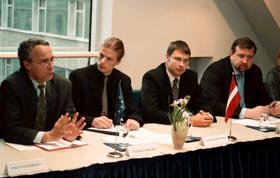 ISPA.JPG (21684 bytes)