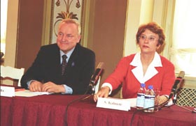 K2.JPG (20420 bytes)