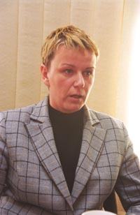 MURNIECE2.JPG (19482 bytes)