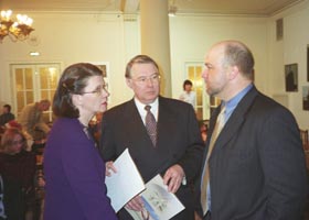 LIVI3.JPG (15148 bytes)