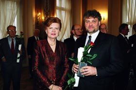 TZO4.JPG (20990 bytes)