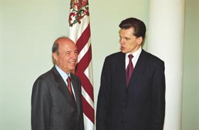 GRIEKIJA4.JPG (15770 bytes)