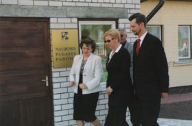 TIKS06.JPG (15191 bytes)